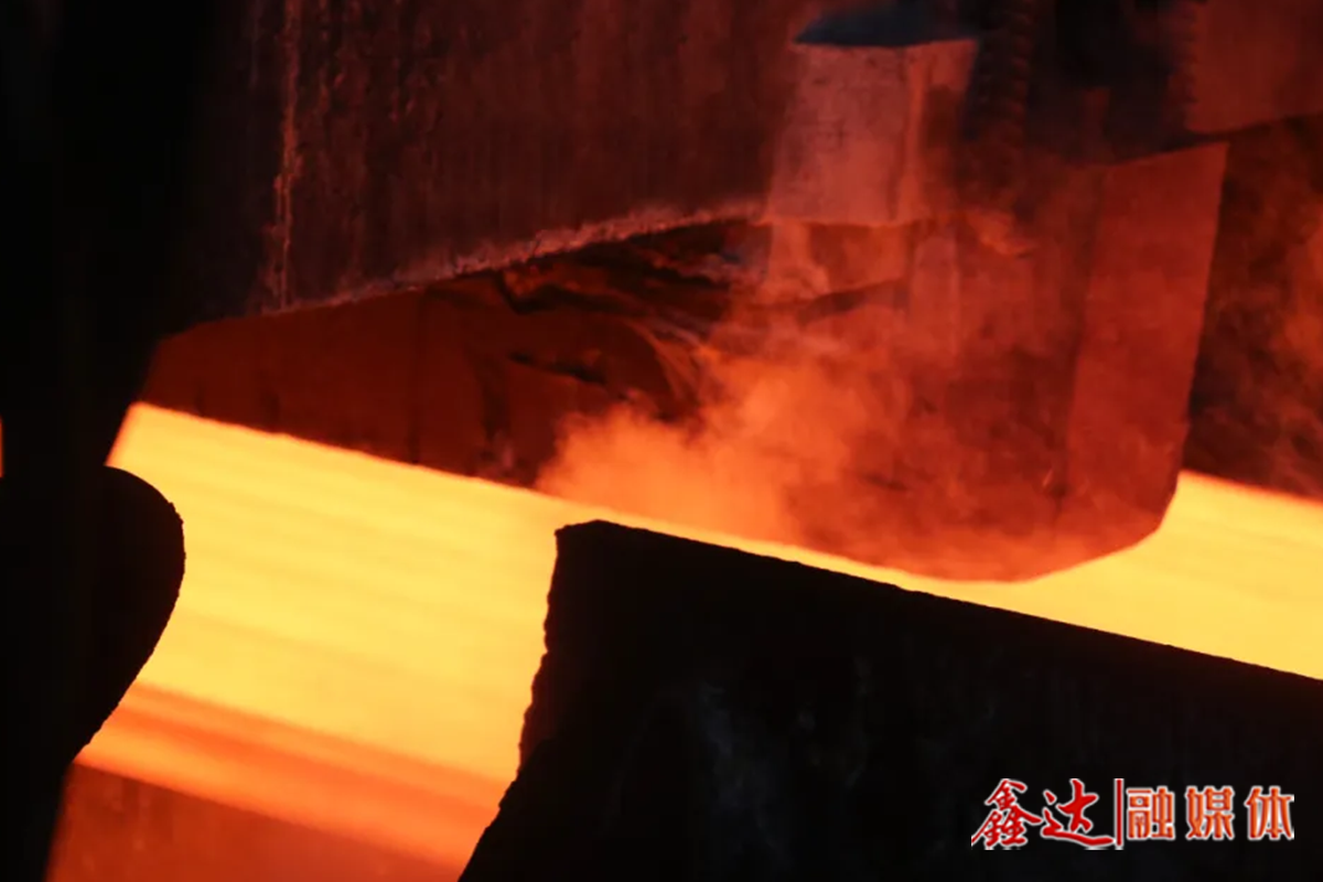 極致降本丨軋鋼總廠高壓水除鱗控制系統改善，推動降本增效綠色發展！